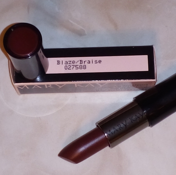 💄BLAZE Creme Lipstick by Mary Kay - Picture 3 of 7